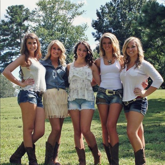 ISO FASHION HELP WITH PAY!! - Picture 4 of 8